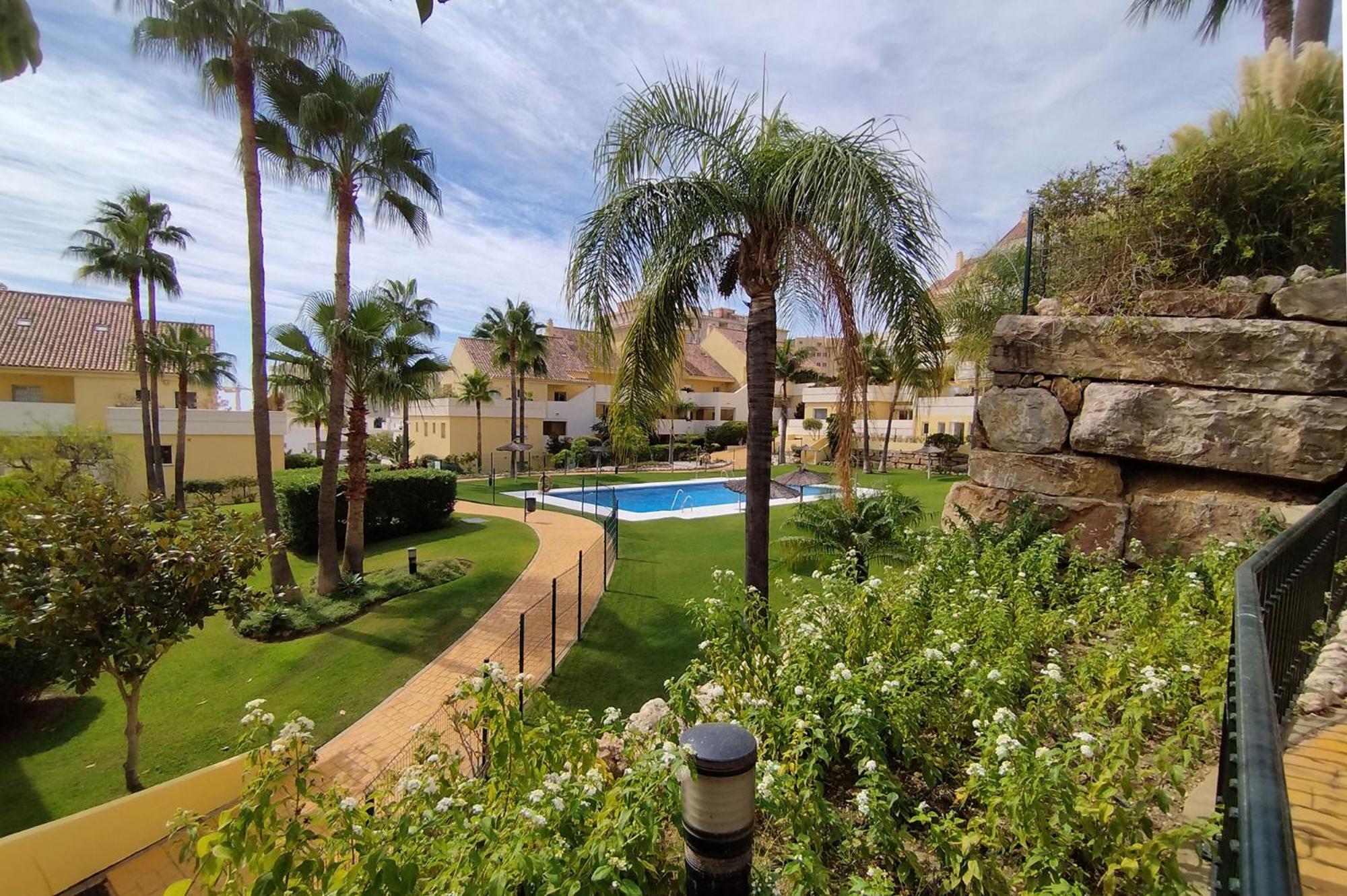 Apartamento Puertosol Estepona Exterior photo
